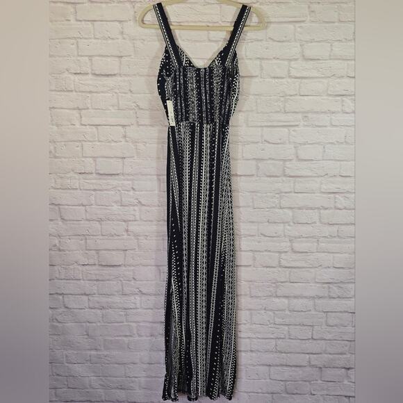 M No Boundaries Black White Aztec Print Maxi Dress NWT Size S Padded Slit Sides - Picture 6 of 11